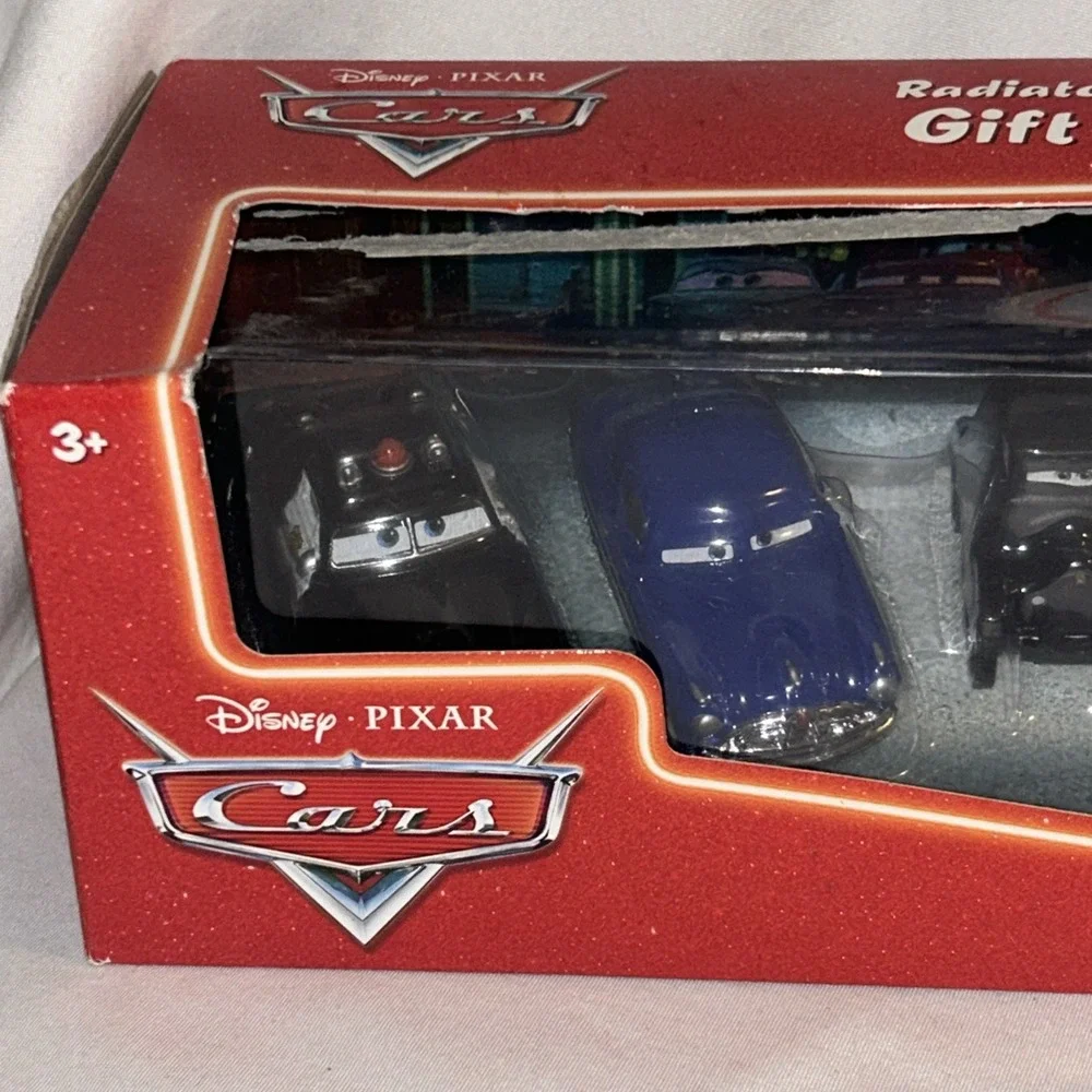 New Cars Radiator Springs Gift Pack Disney Pixar‎ 5 Vehicles Toys R Us Exclusive